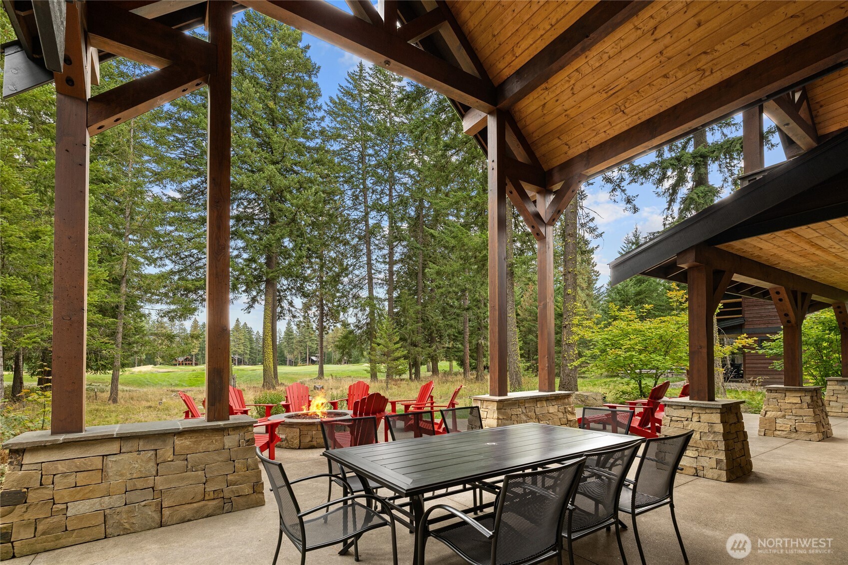 1380 Larkspur Loop Property Photo 7