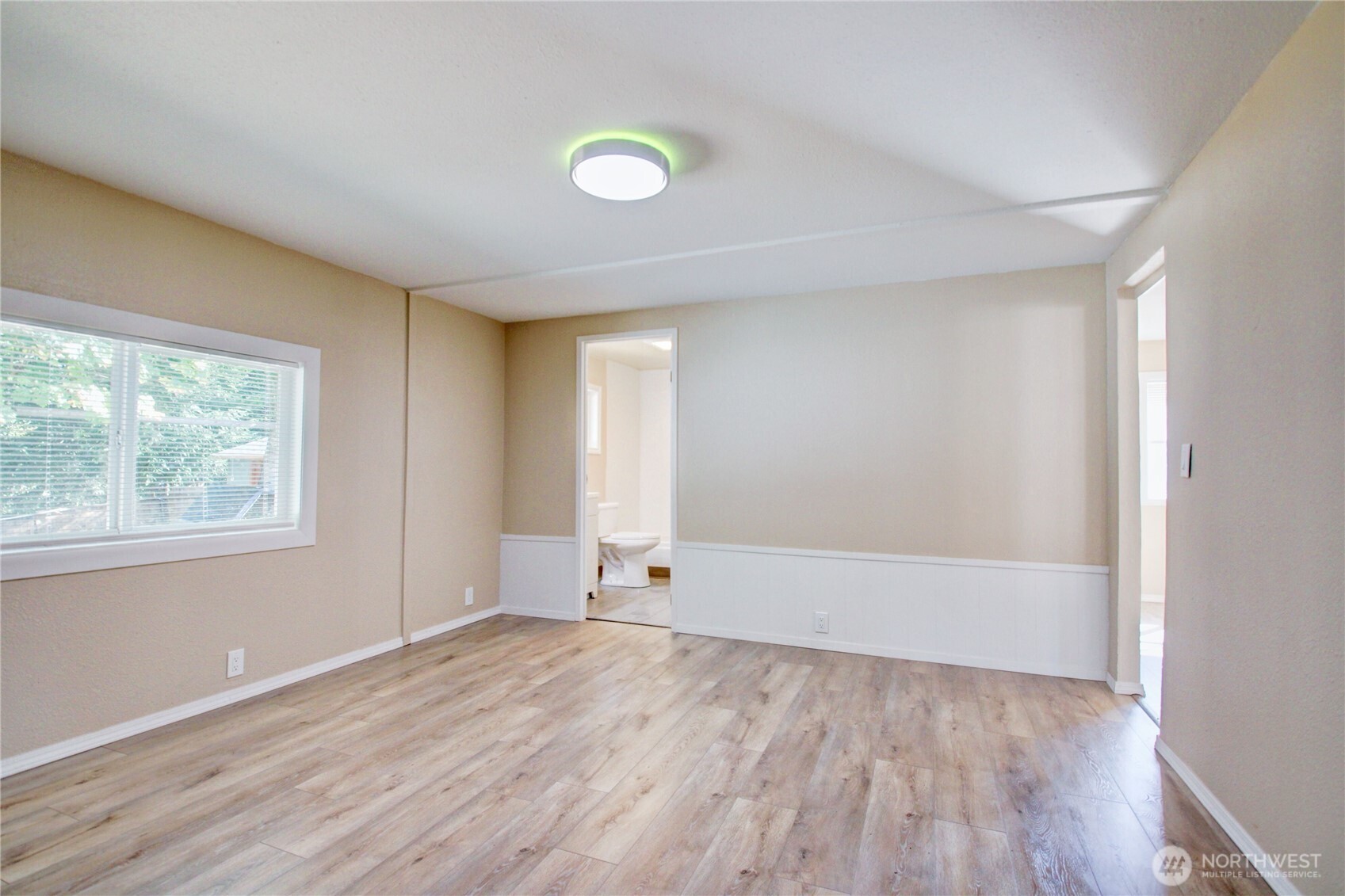 700 N Reed Street 6 Property Photo 11