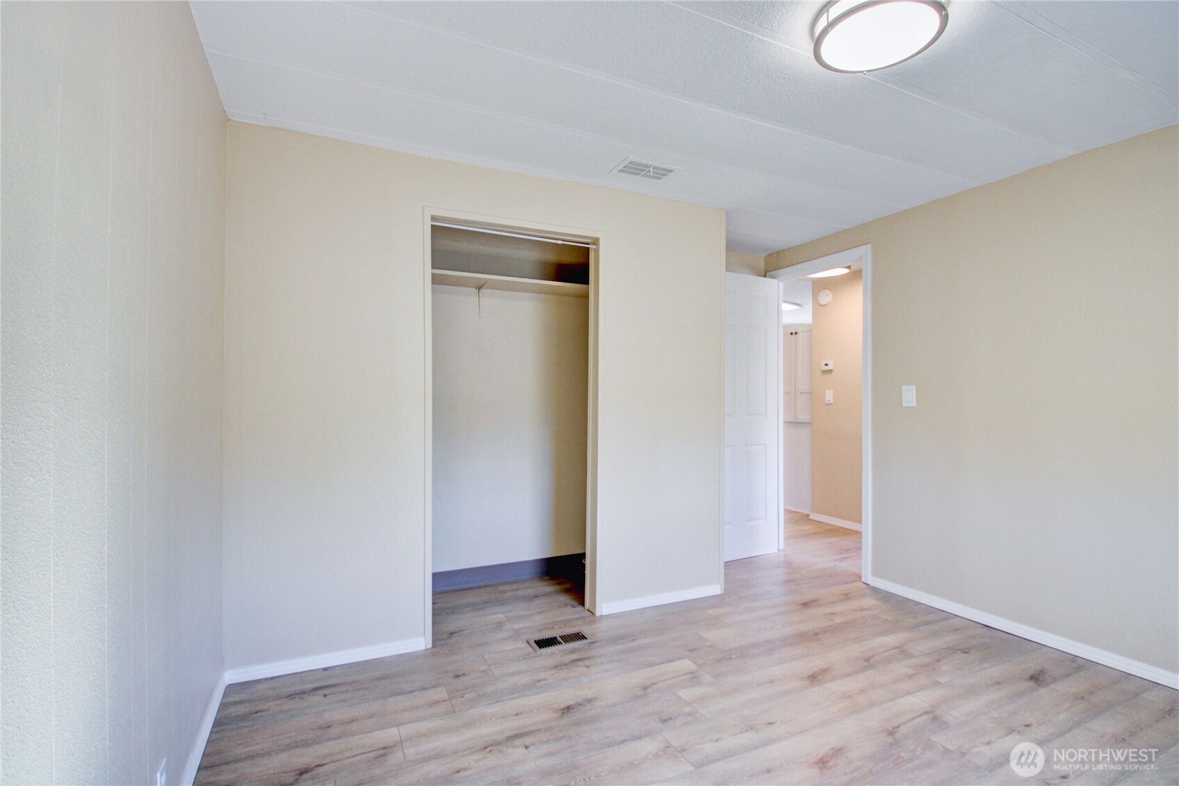 700 N Reed Street 6 Property Photo 17