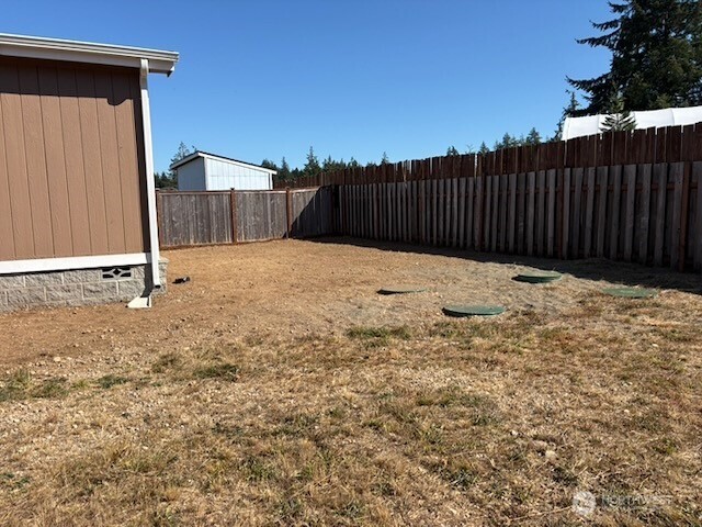 131 W Freedom Lane Property Photo 4