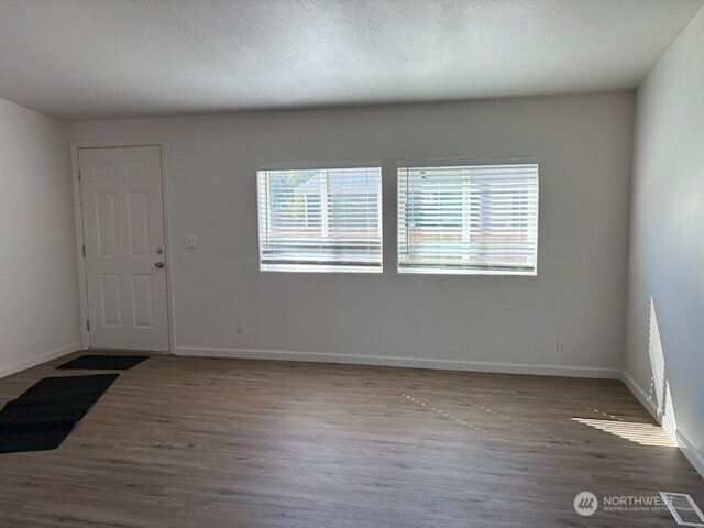 131 W Freedom Lane Property Photo 5