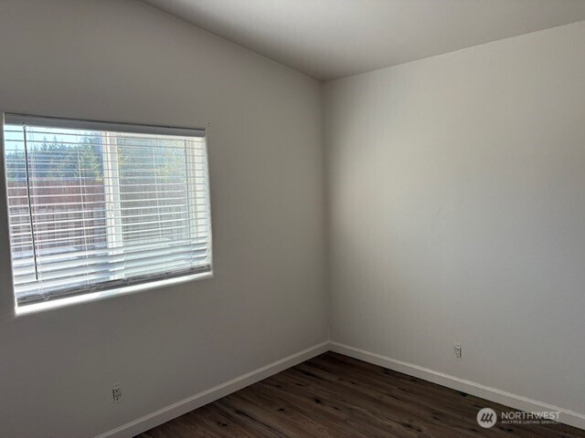 131 W Freedom Lane Property Photo 25