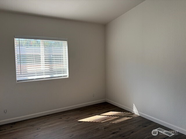 131 W Freedom Lane Property Photo 28