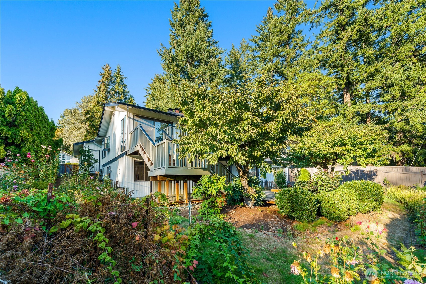 18001 Ne 10th Street Property Photo 32