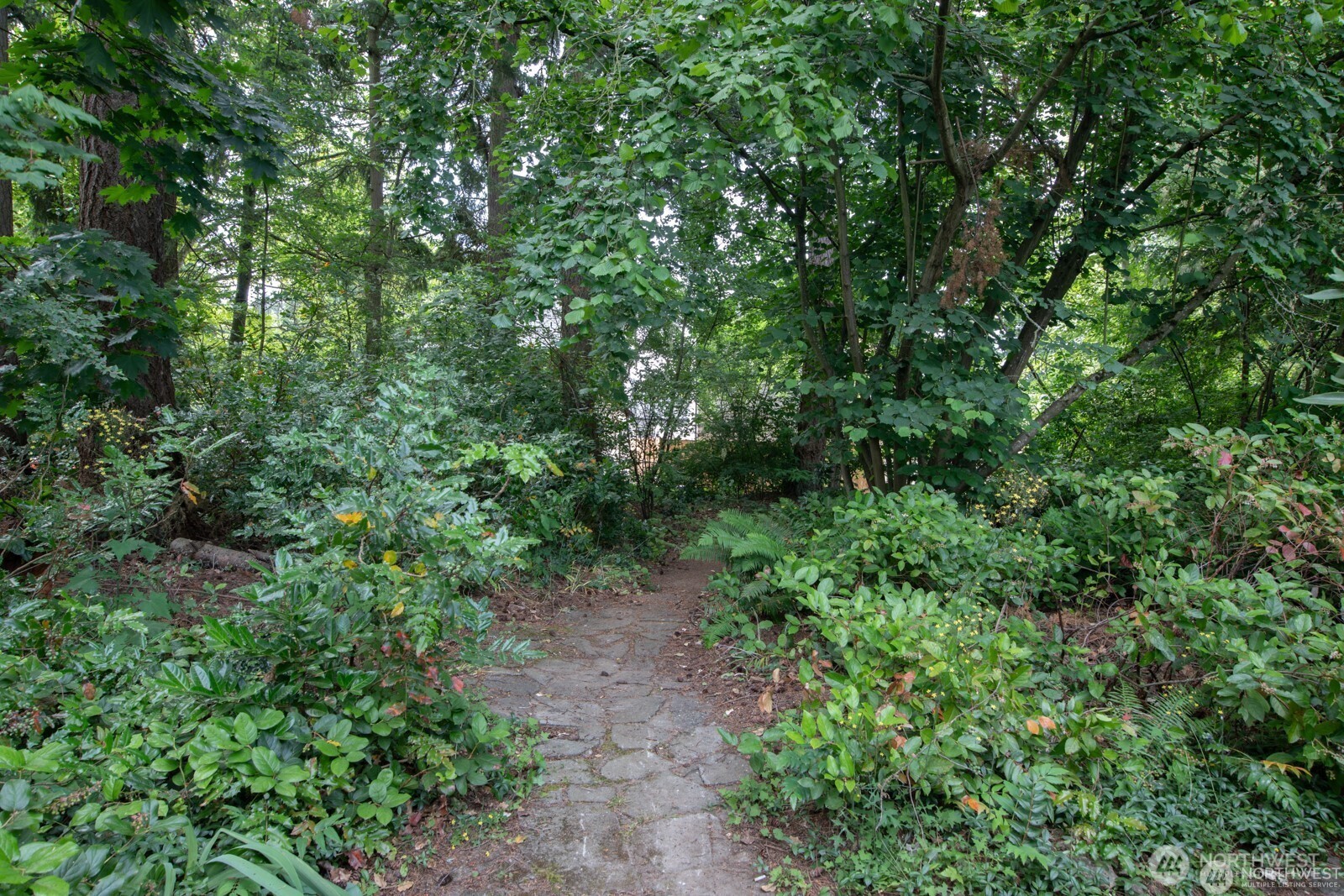13000 1st Avenue Property Photo 5