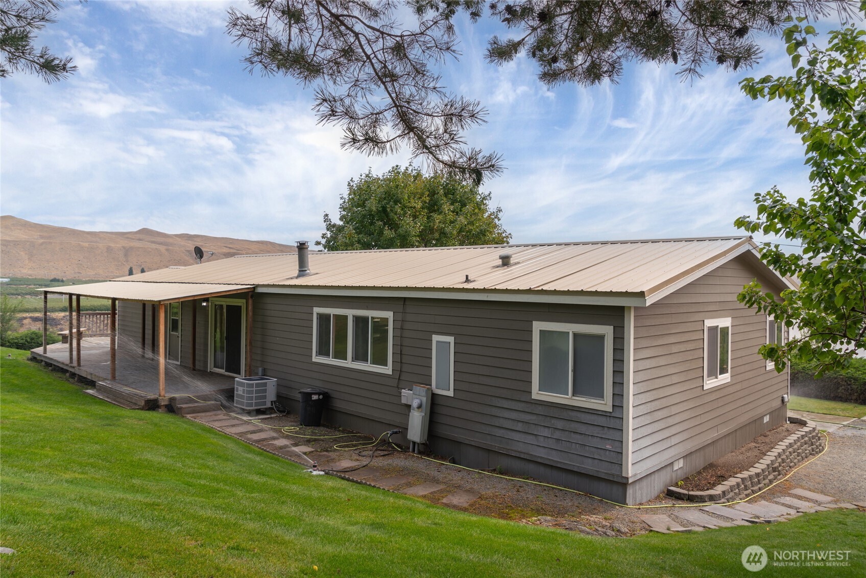 384 Sr 173 Property Photo 16