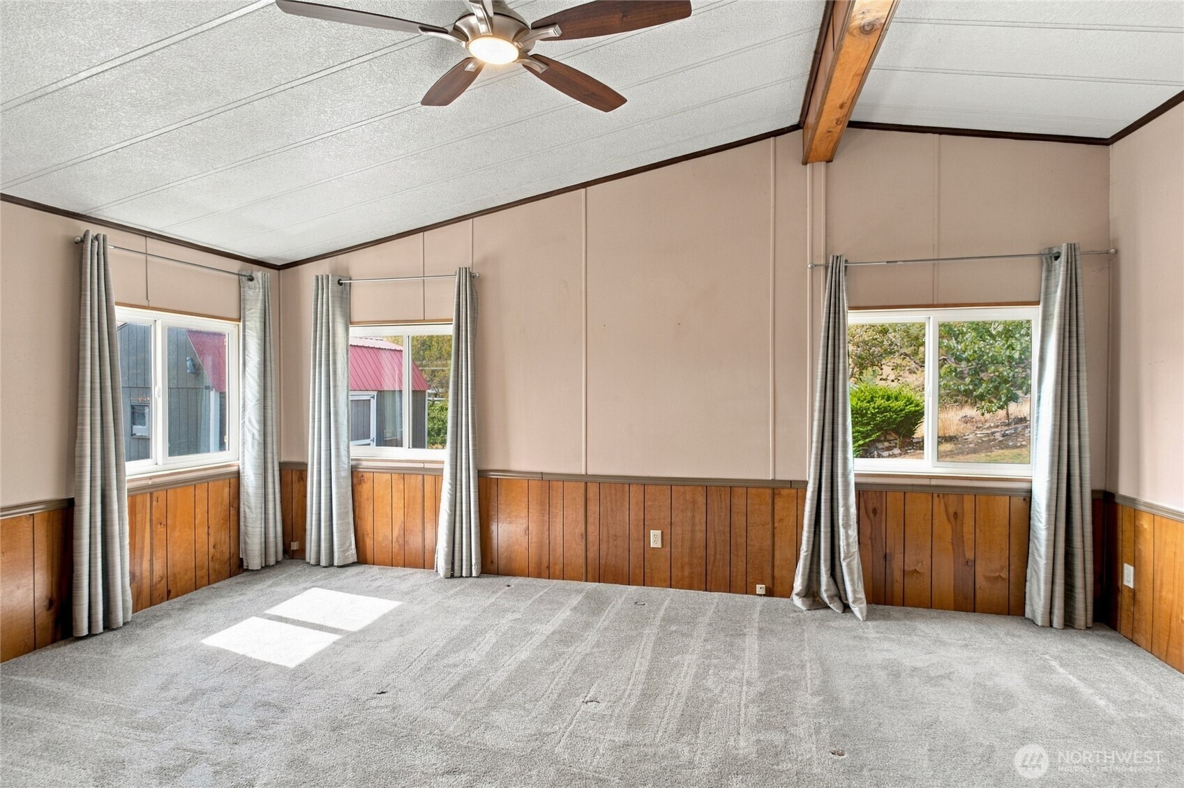 384 Sr 173 Property Photo 30
