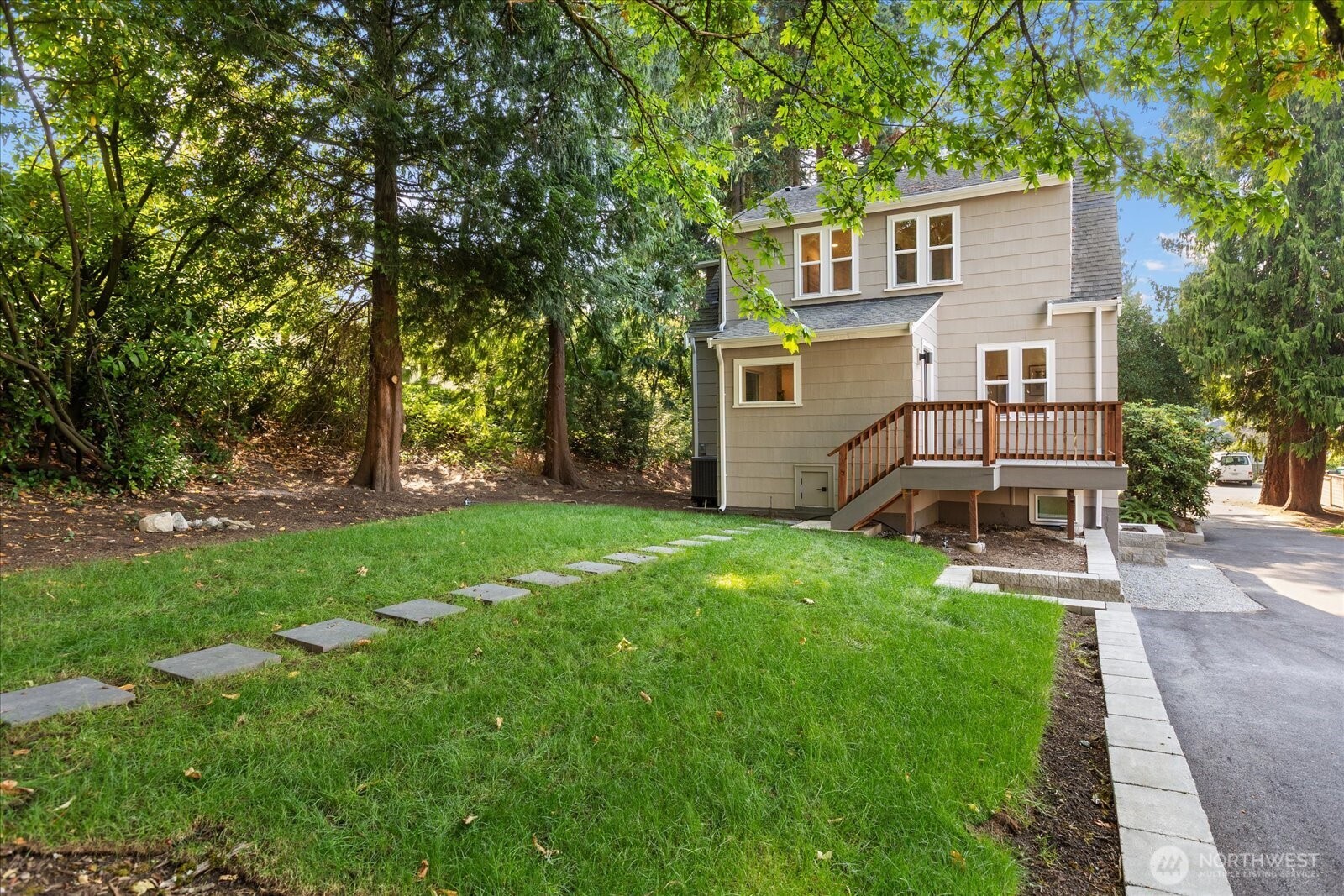 10322 Ashworth Avenue Property Photo 30