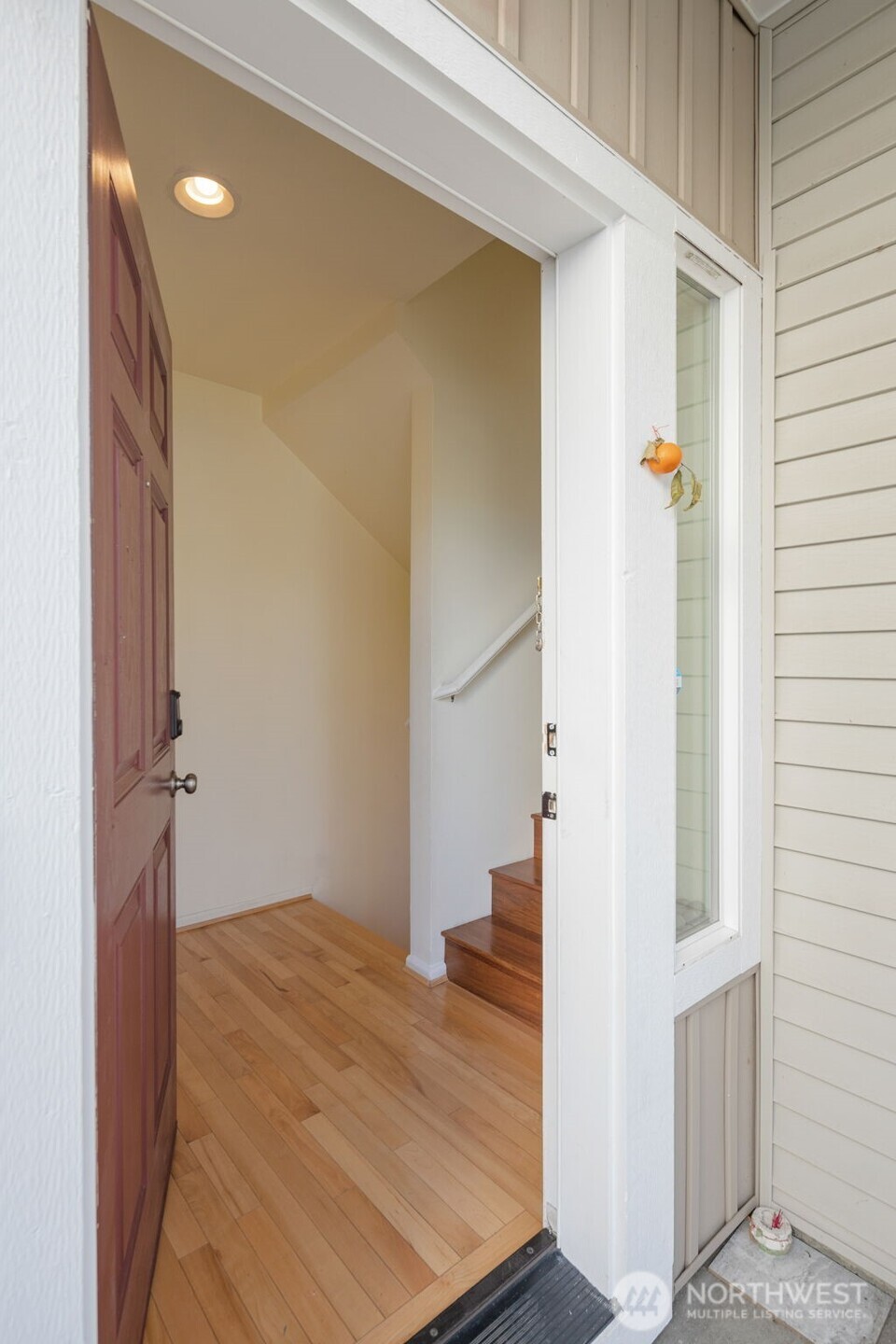 6895 Holly Park Drive Property Photo 2