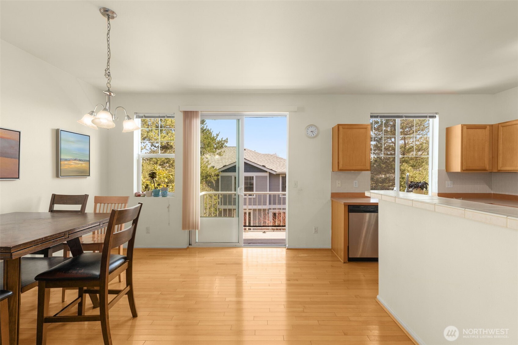 6895 Holly Park Drive Property Photo 13
