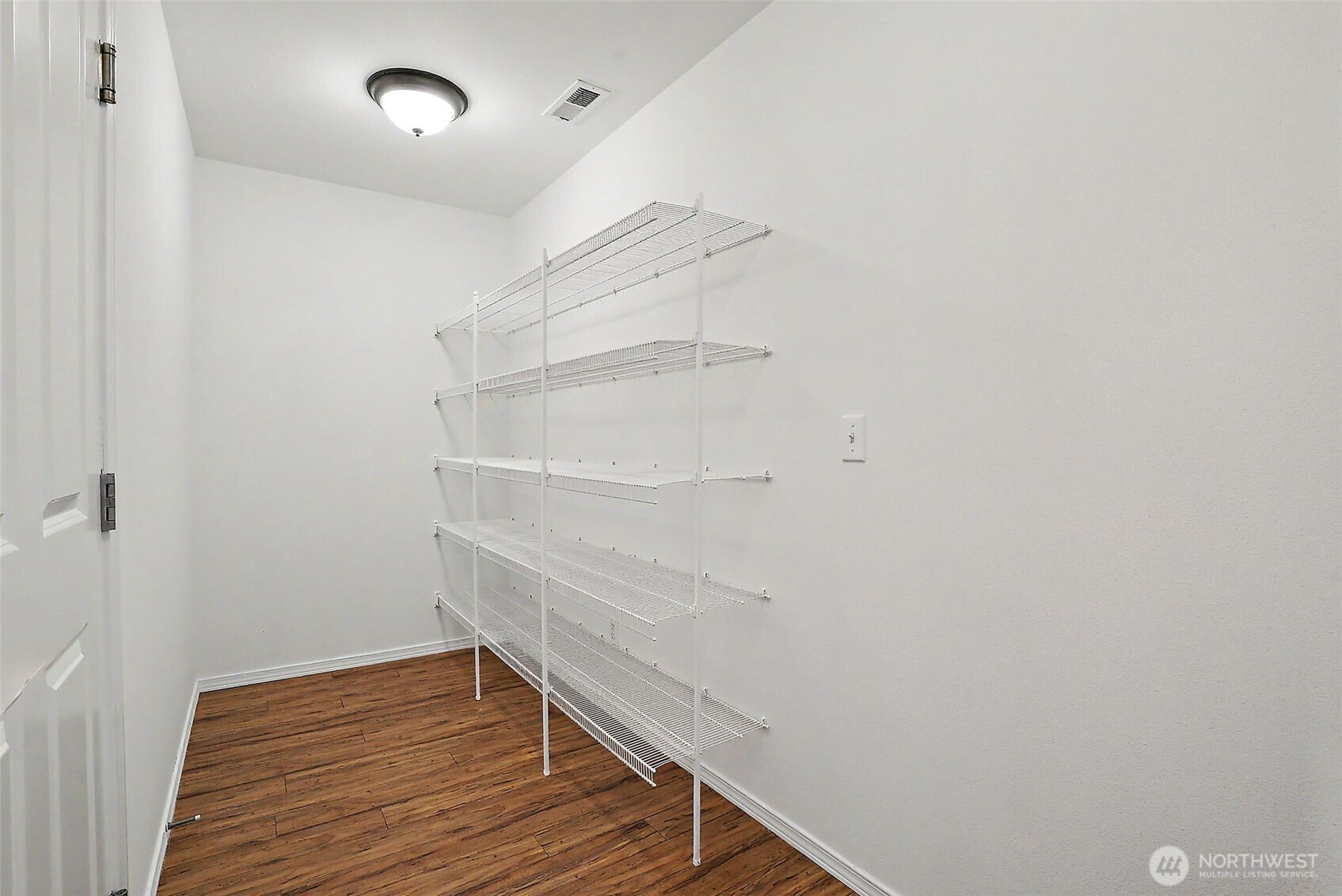 9518 186th Street Ct Property Photo 7