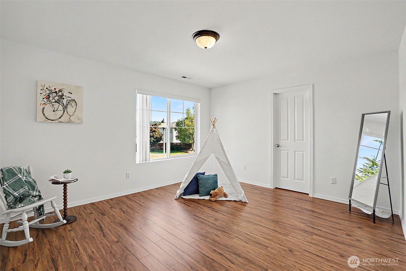 9518 186th Street Ct Property Photo 12