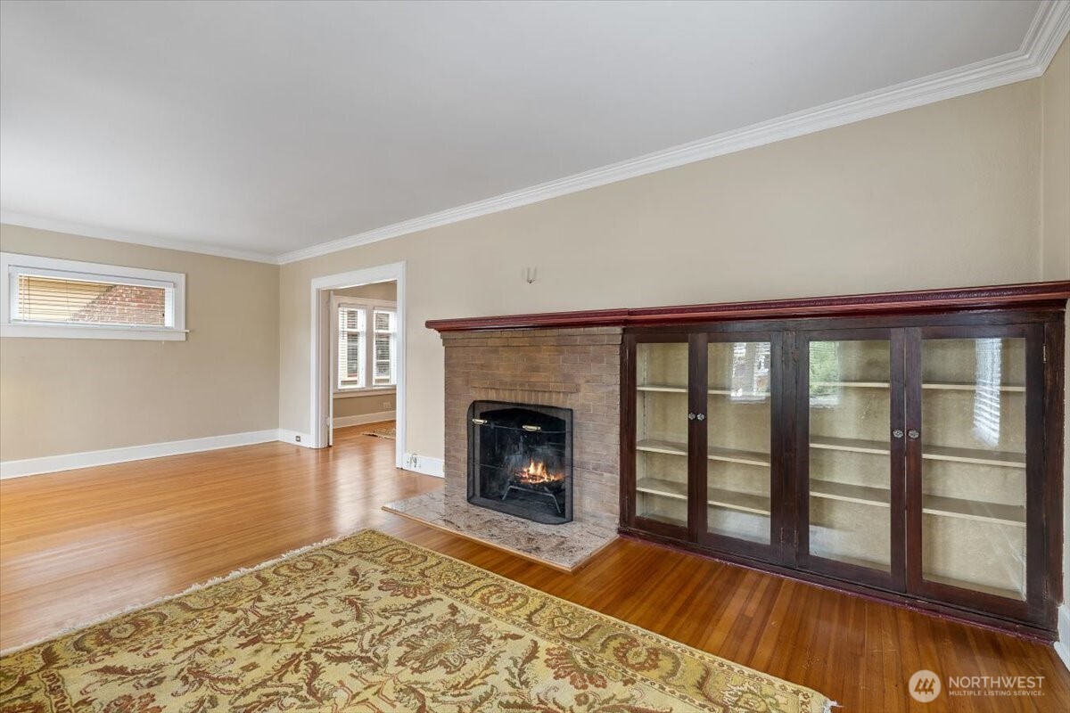 2020 Lombard Avenue Property Photo 5