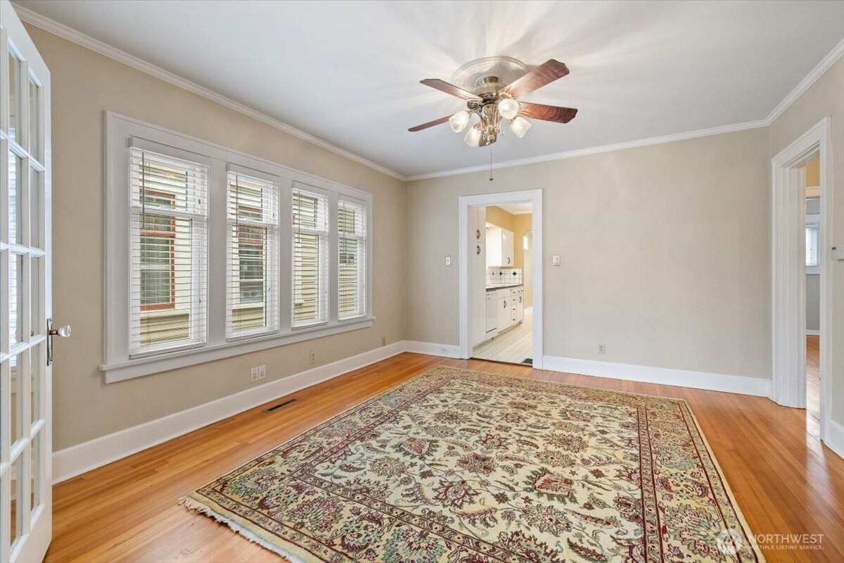 2020 Lombard Avenue Property Photo 7