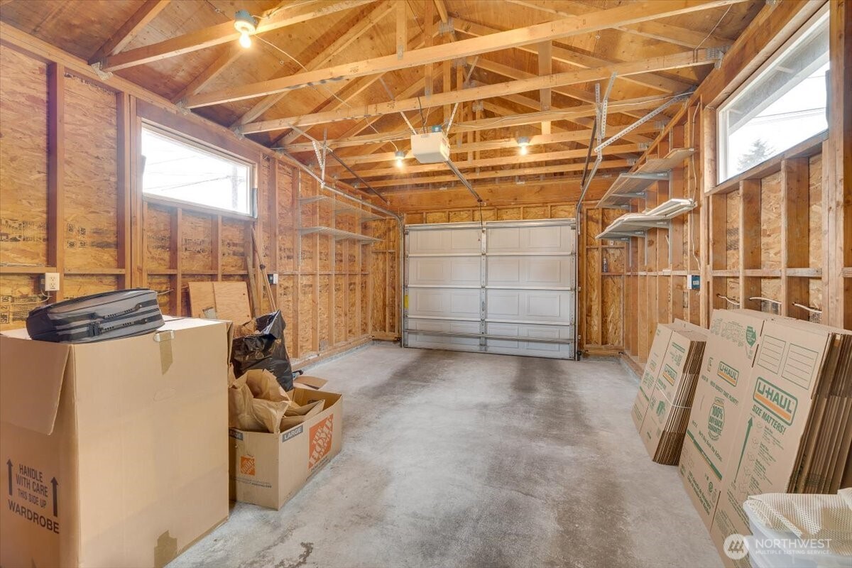 2020 Lombard Avenue Property Photo 17
