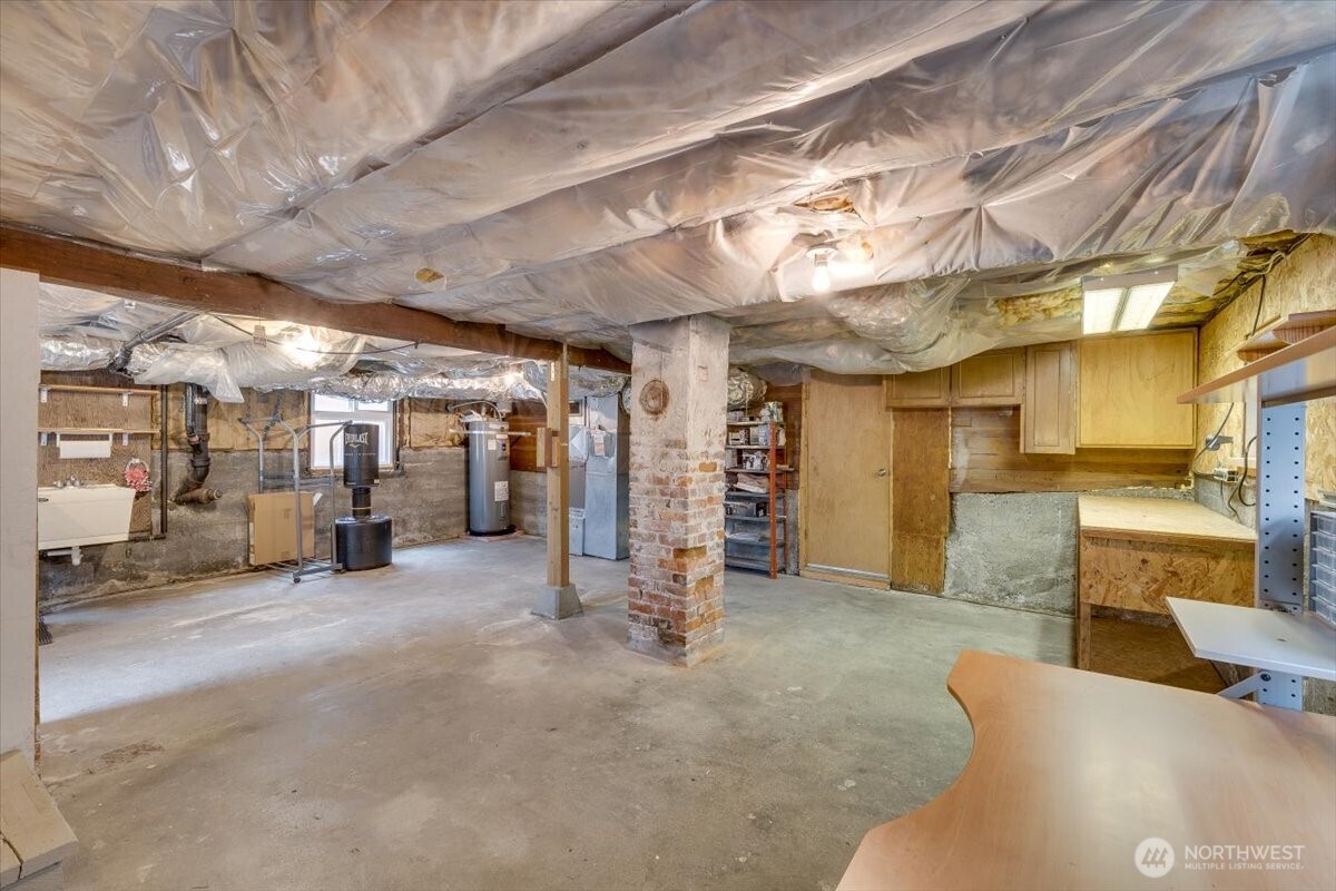 2020 Lombard Avenue Property Photo 18