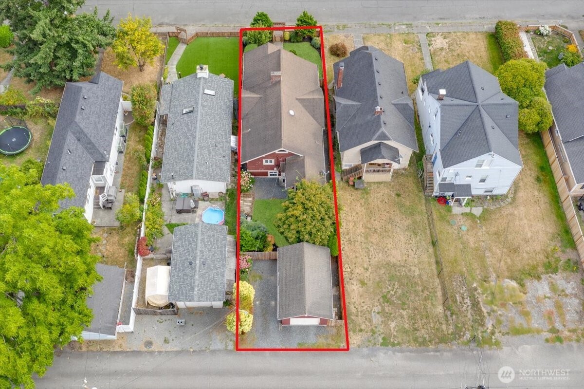 2020 Lombard Avenue Property Photo 23