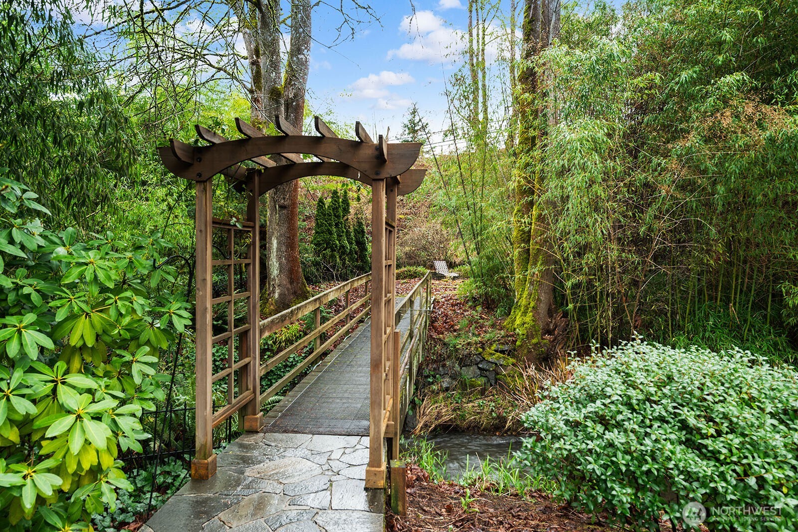 16 Cascade Key Property Photo 36