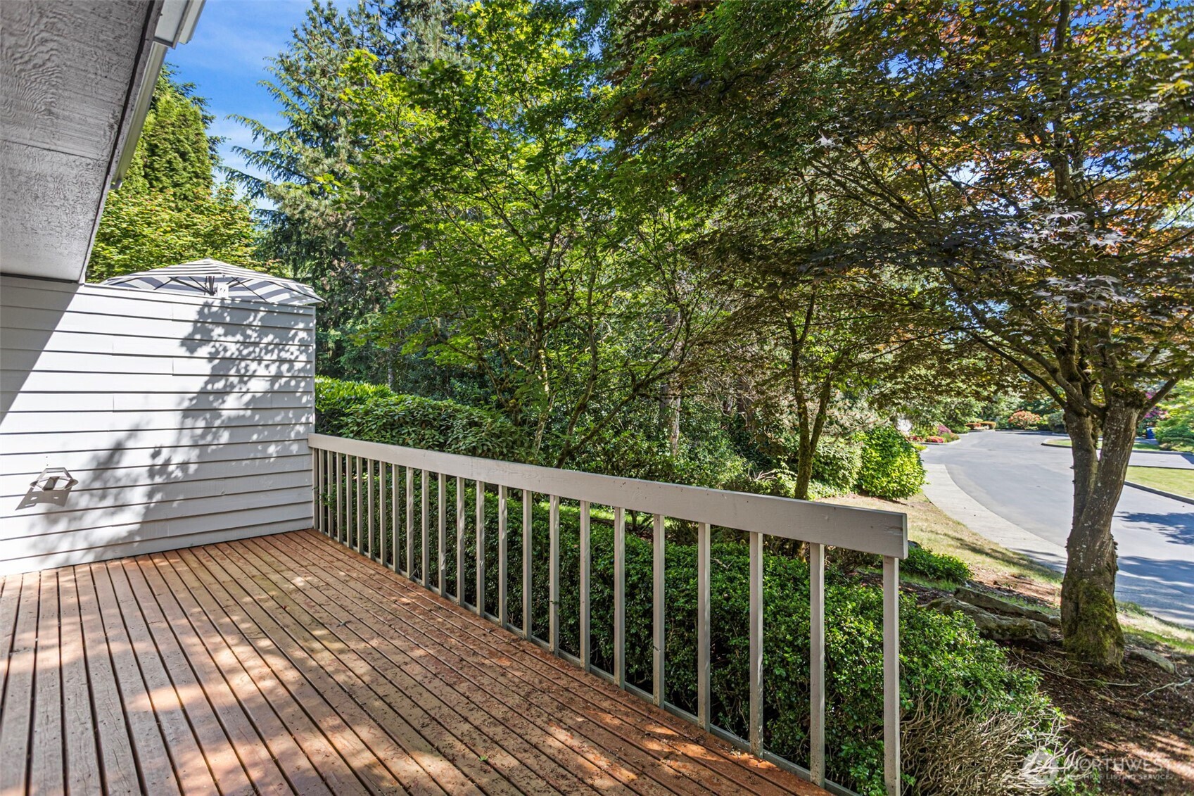 10 143rd Avenue Property Photo 25