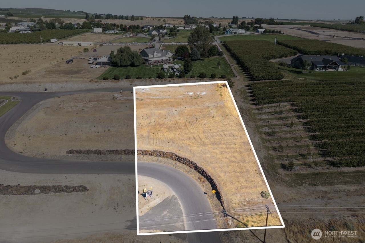 1 Columbia Bluff Lane Lot 9 Property Photo 4