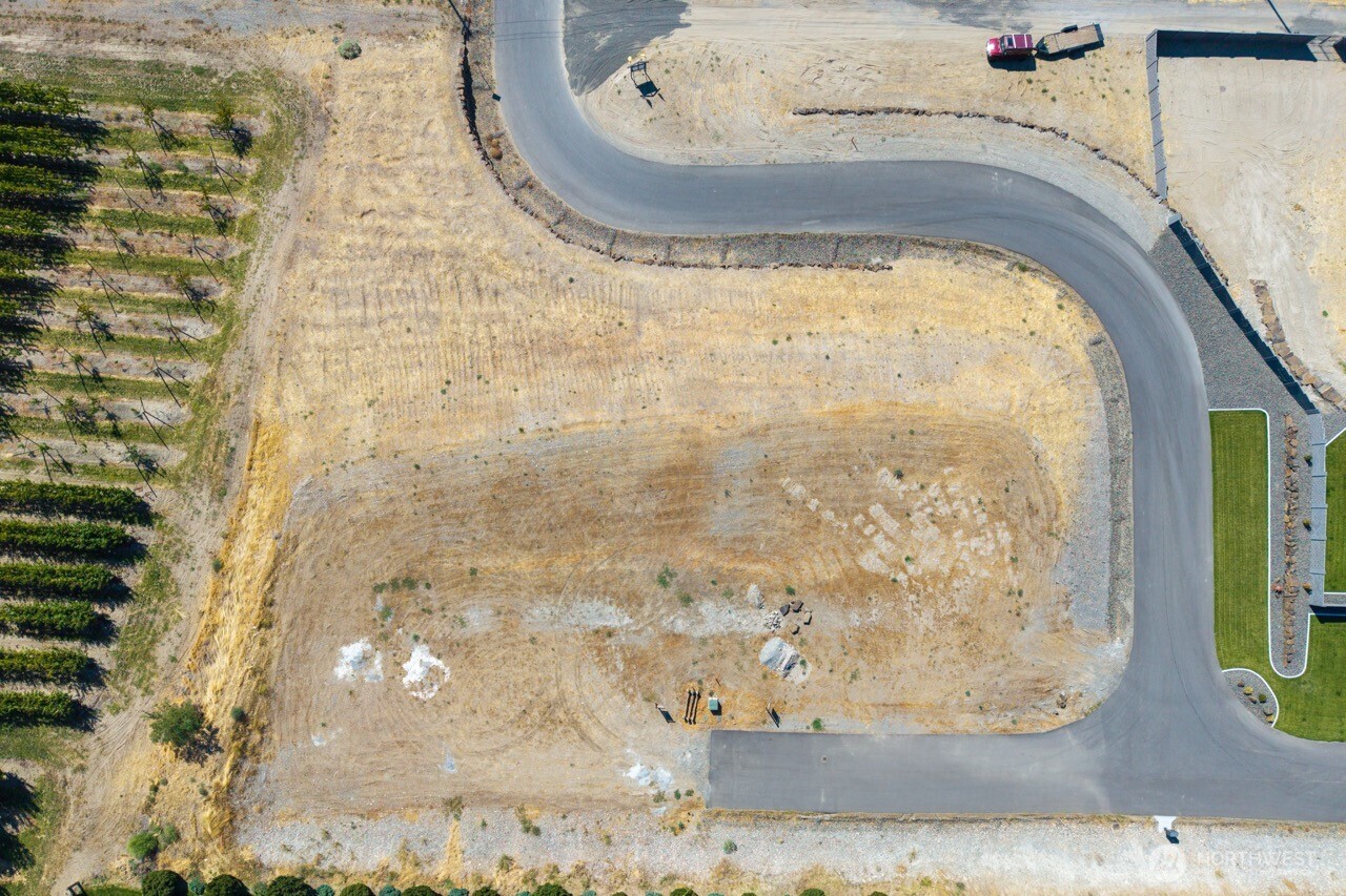 1 Columbia Bluff Lane Lot 9 Property Photo 11