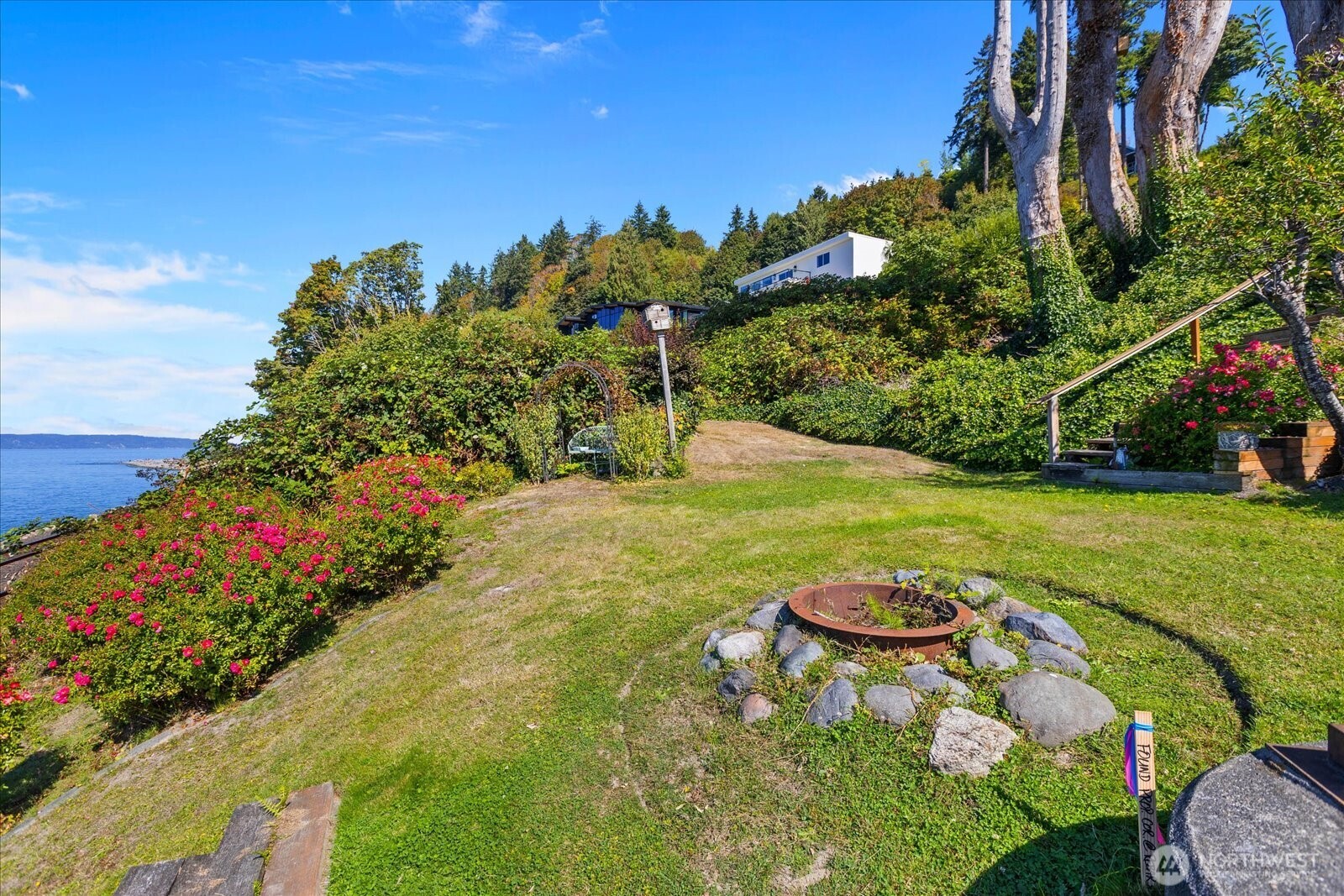15700 75th Place Property Photo 16