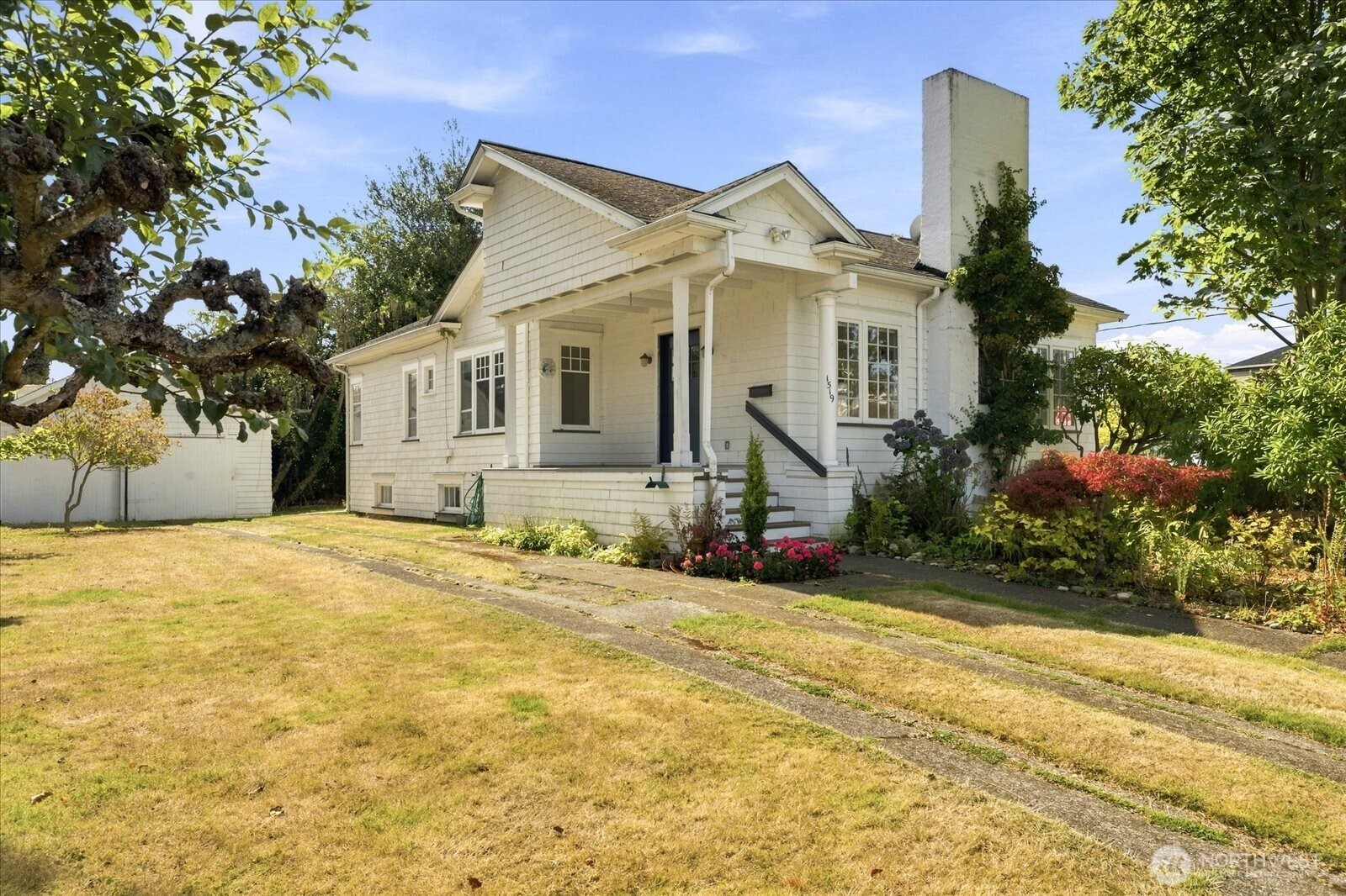 1519 9th Street Property Photo 1