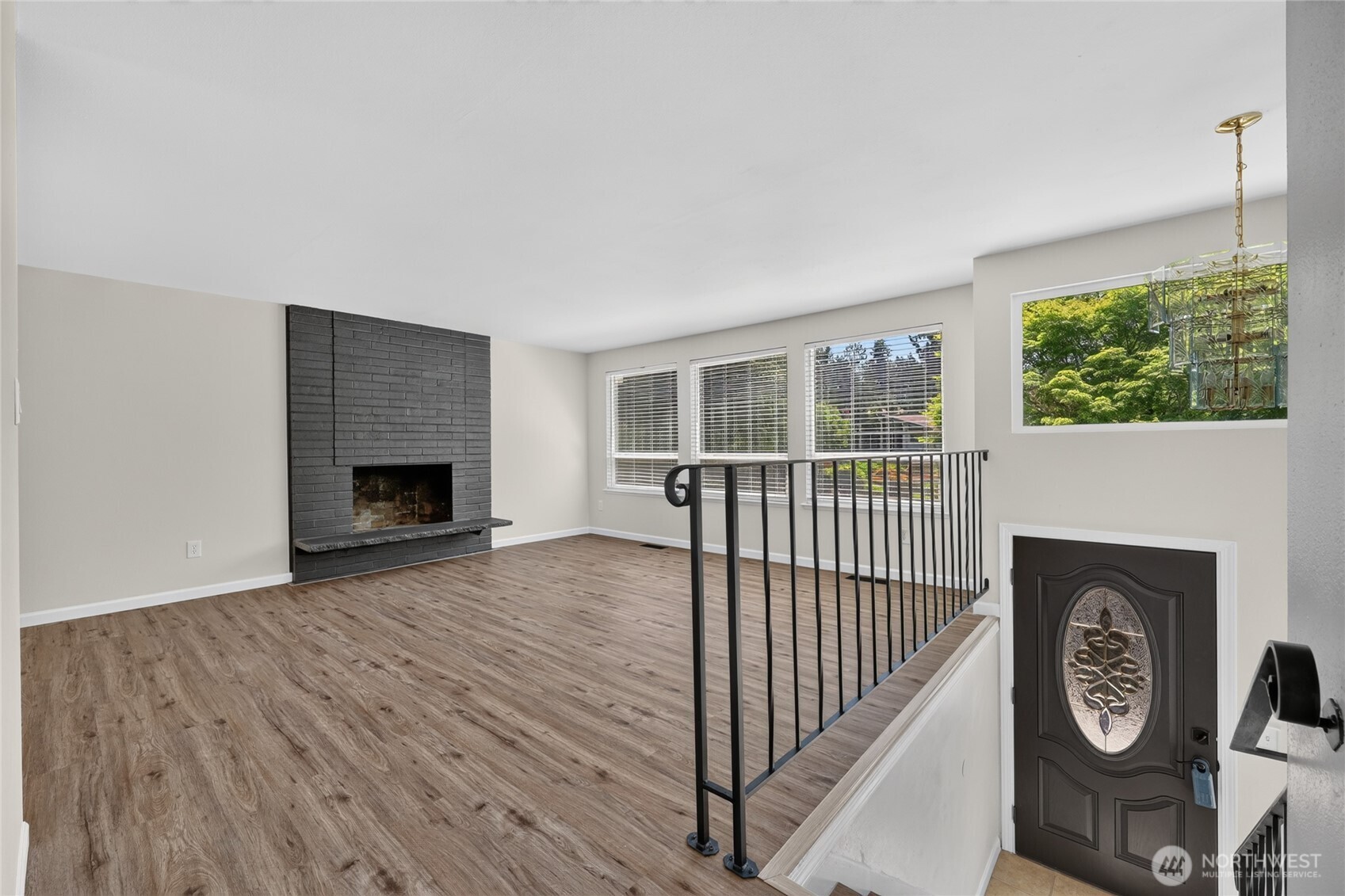 4017 107th Place Property Photo 4
