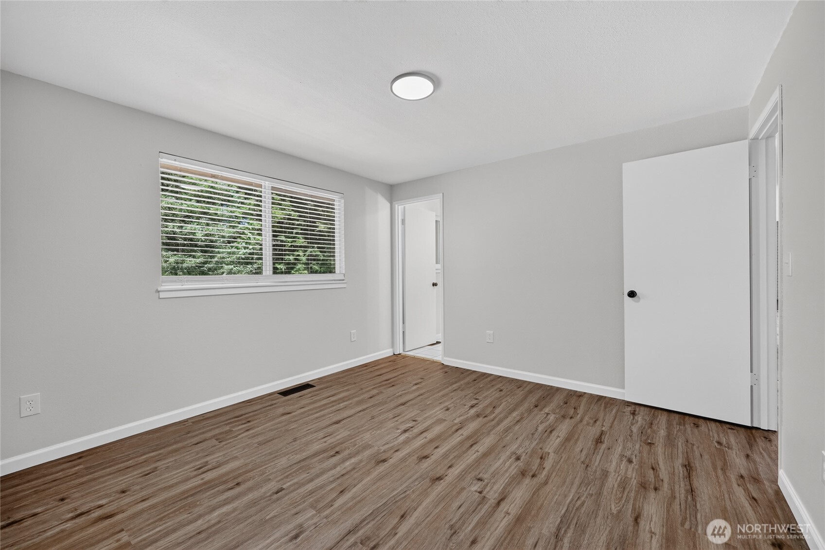 4017 107th Place Property Photo 12