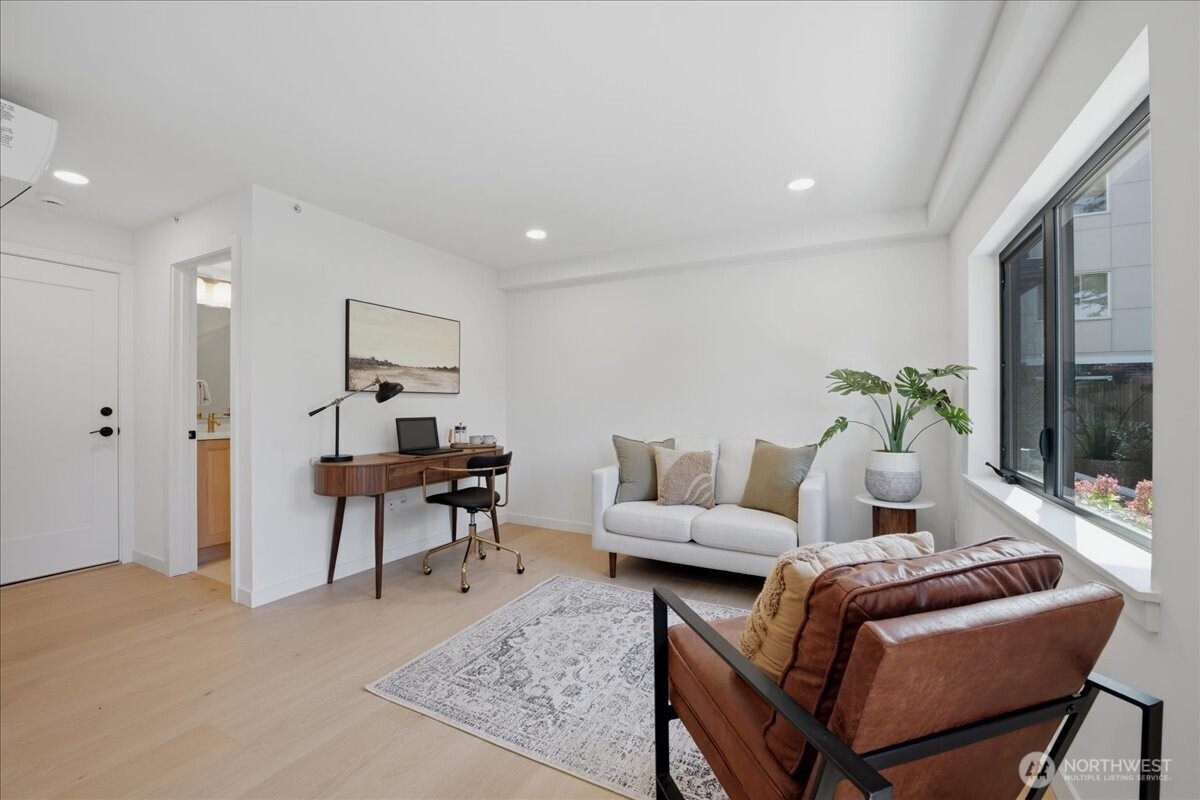 308 Daley Street 308 Property Photo 6