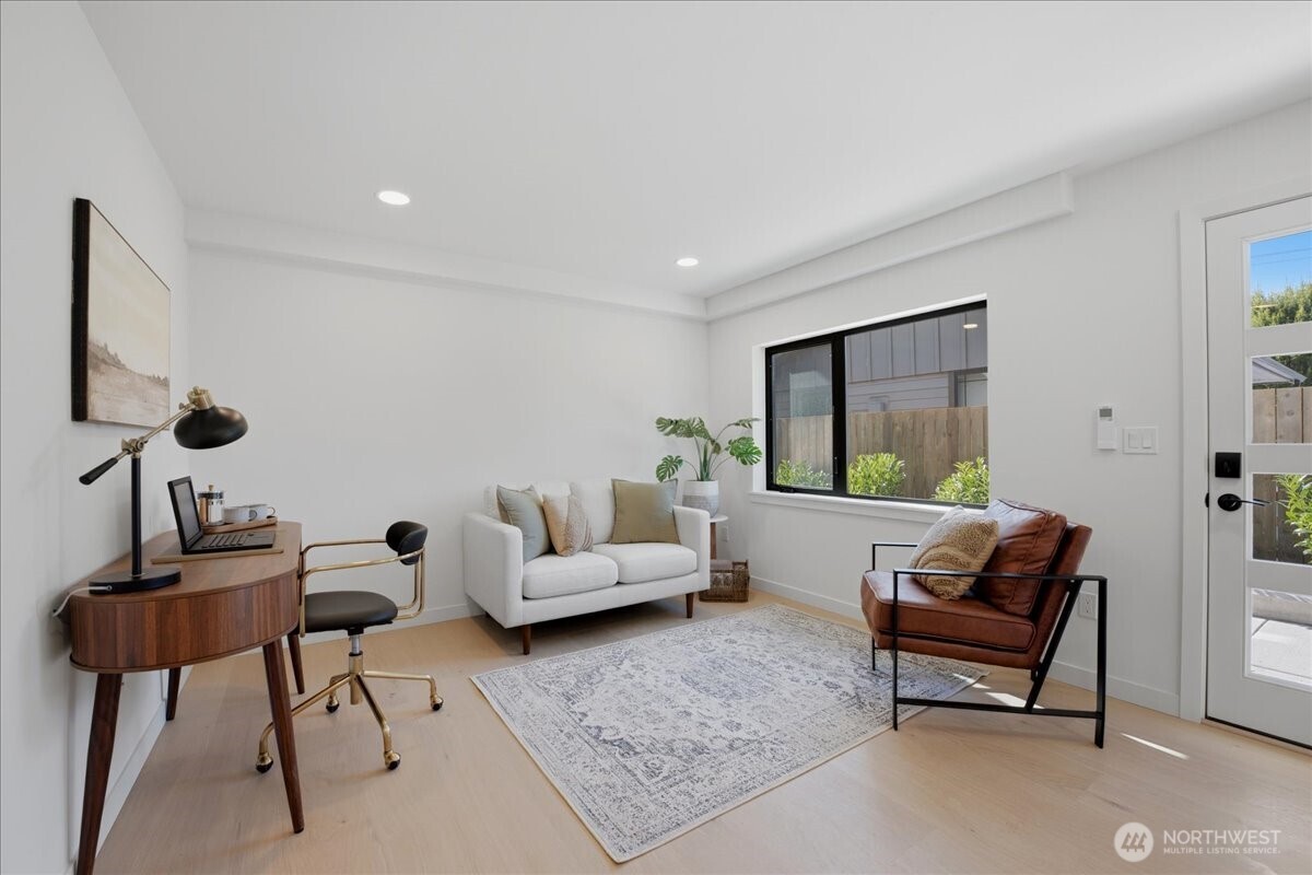 308 Daley Street 308 Property Photo 8