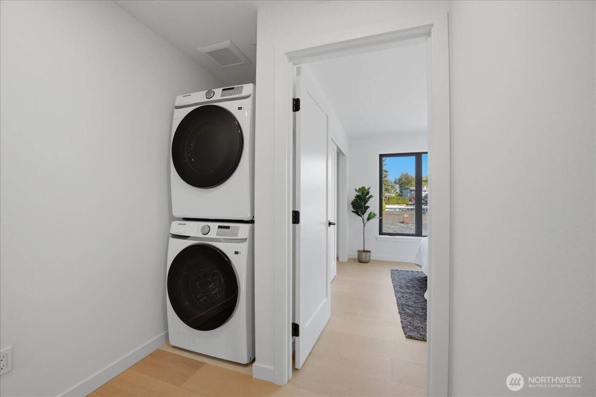 308 Daley Street 308 Property Photo 20