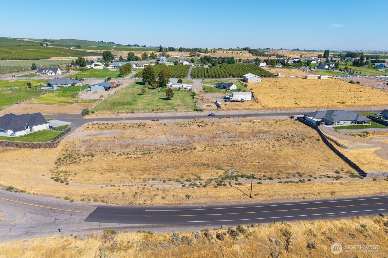 141 Columbia Bluff Lane Lot 4 Property Photo 4