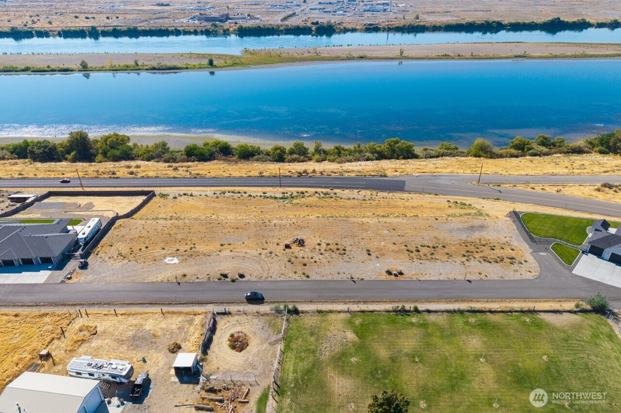 141 Columbia Bluff Lane Lot 4 Property Photo 8