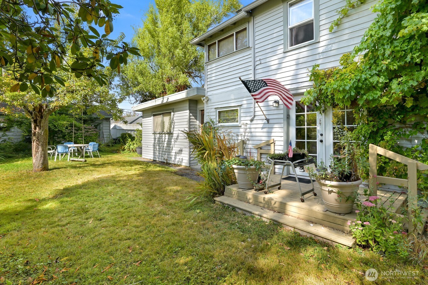 869 Harrison Avenue Property Photo 32