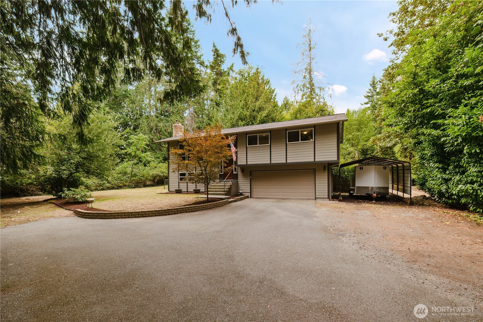 8206 University Point Circle Property Photo 1