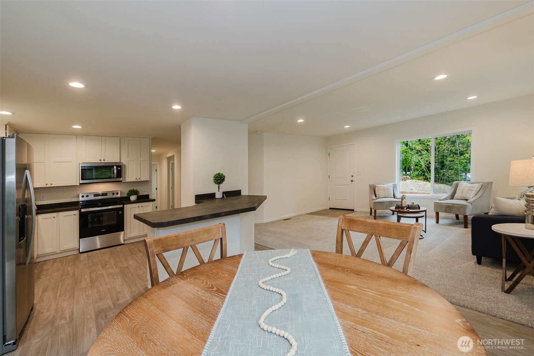 150 Ne Steelhead Drive Property Photo 11