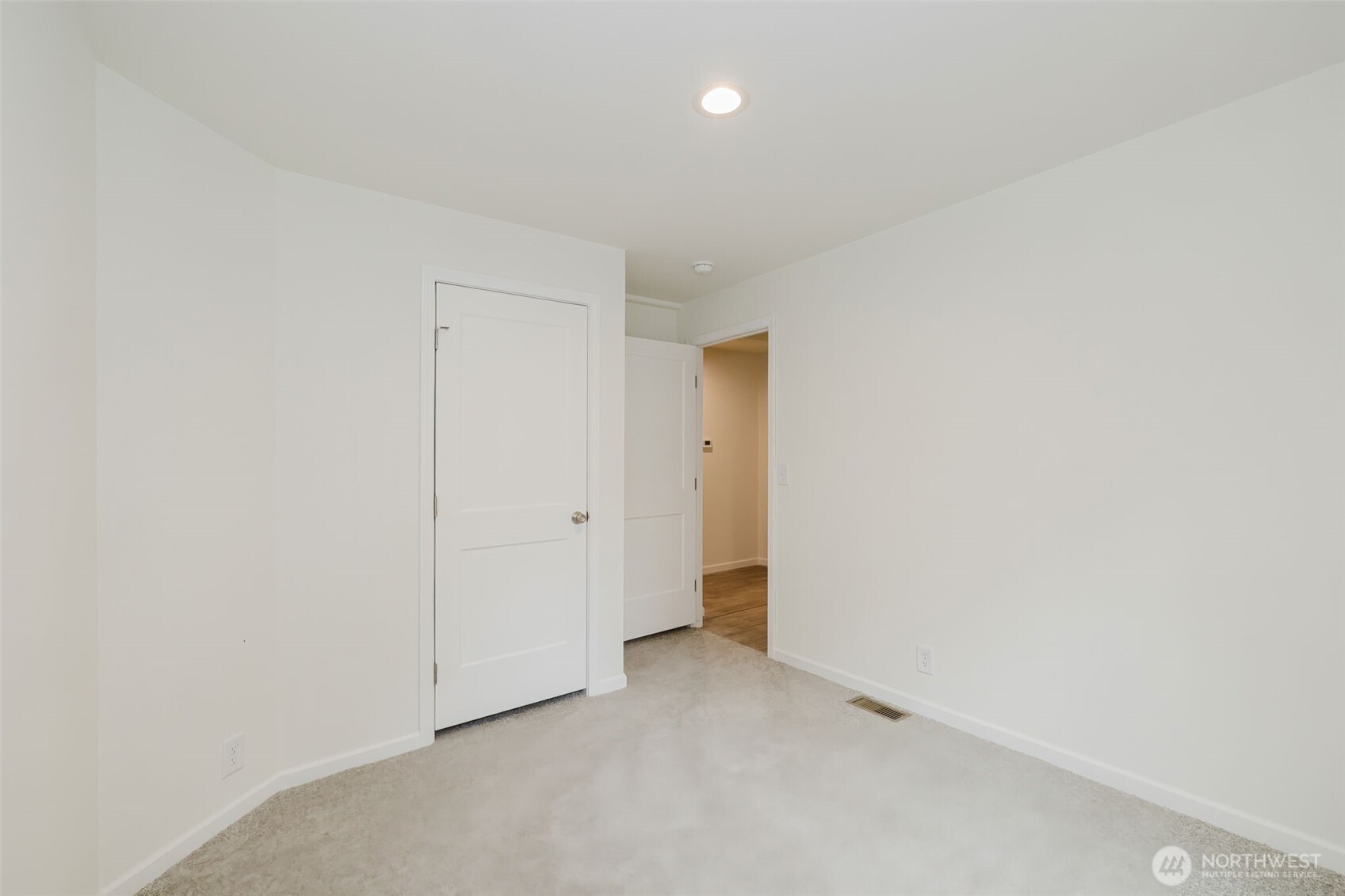 150 Ne Steelhead Drive Property Photo 23