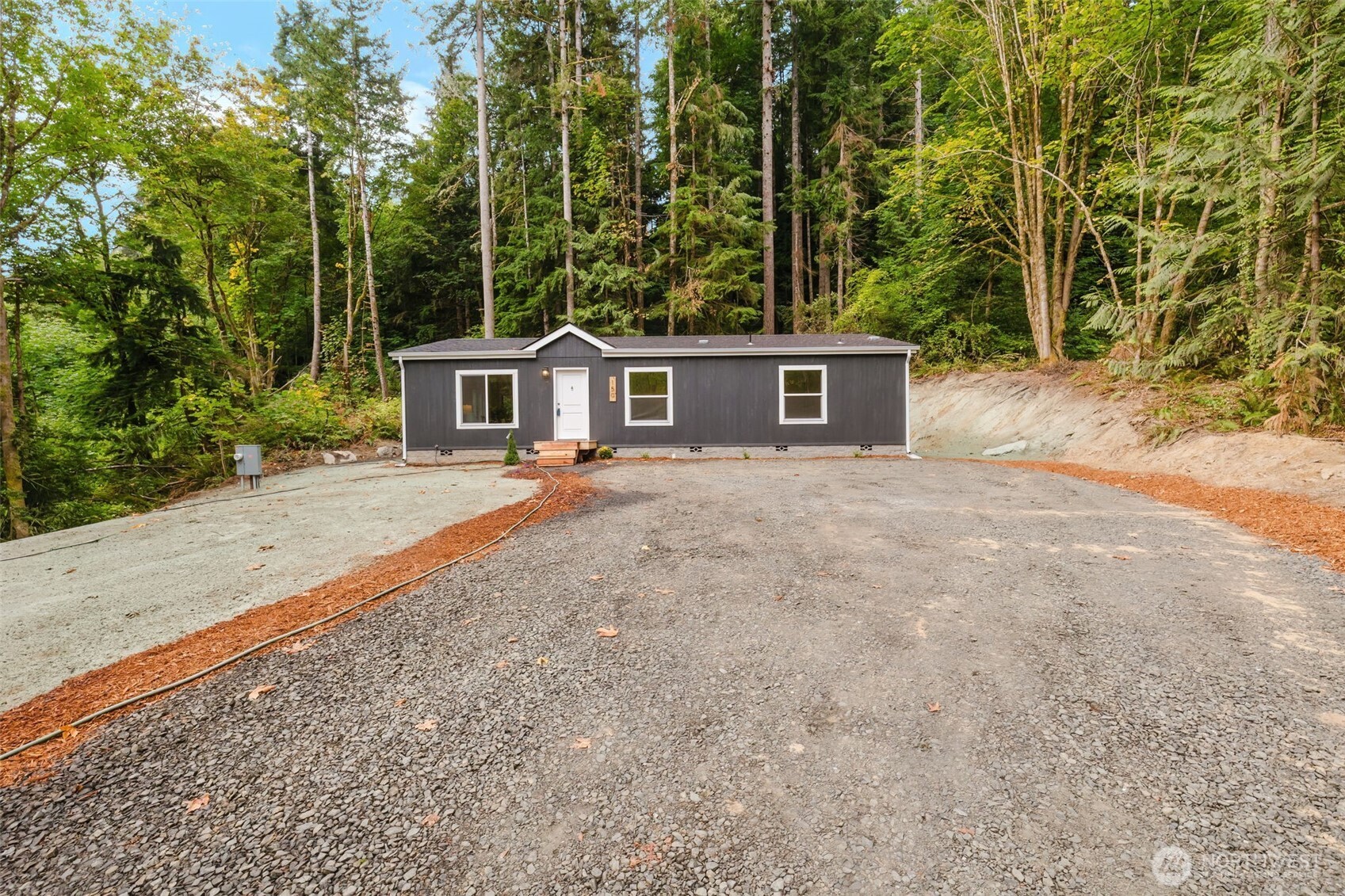 150 Ne Steelhead Drive Property Photo 38