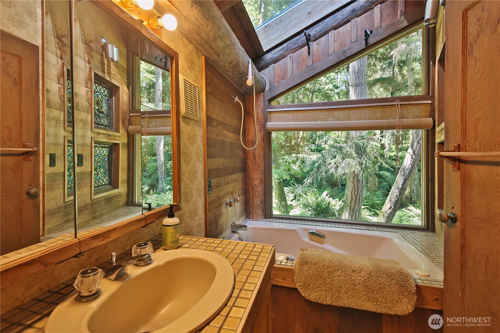 835 Christenson Road Property Photo 11