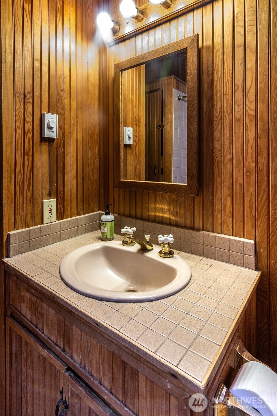 835 Christenson Road Property Photo 32