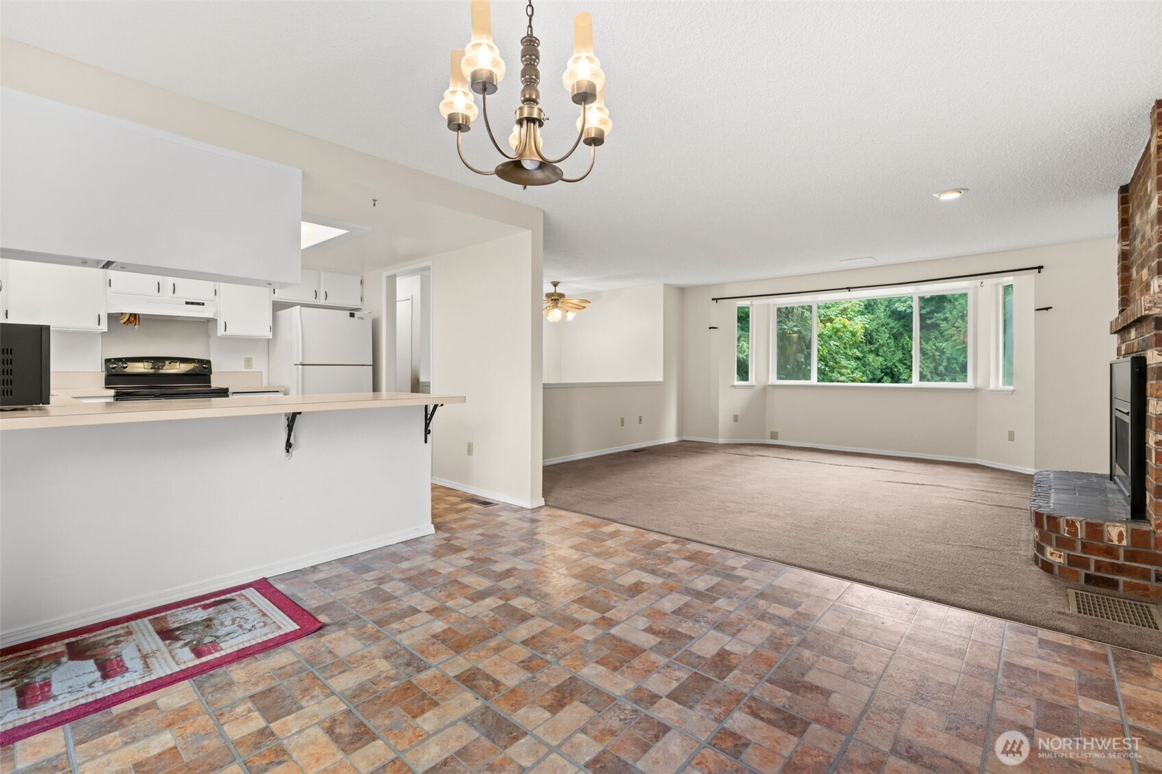 4939 Normandy Drive Property Photo 10