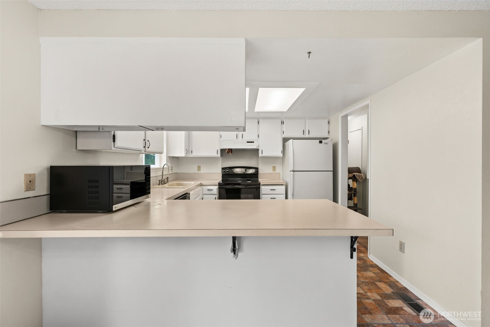 4939 Normandy Drive Property Photo 11