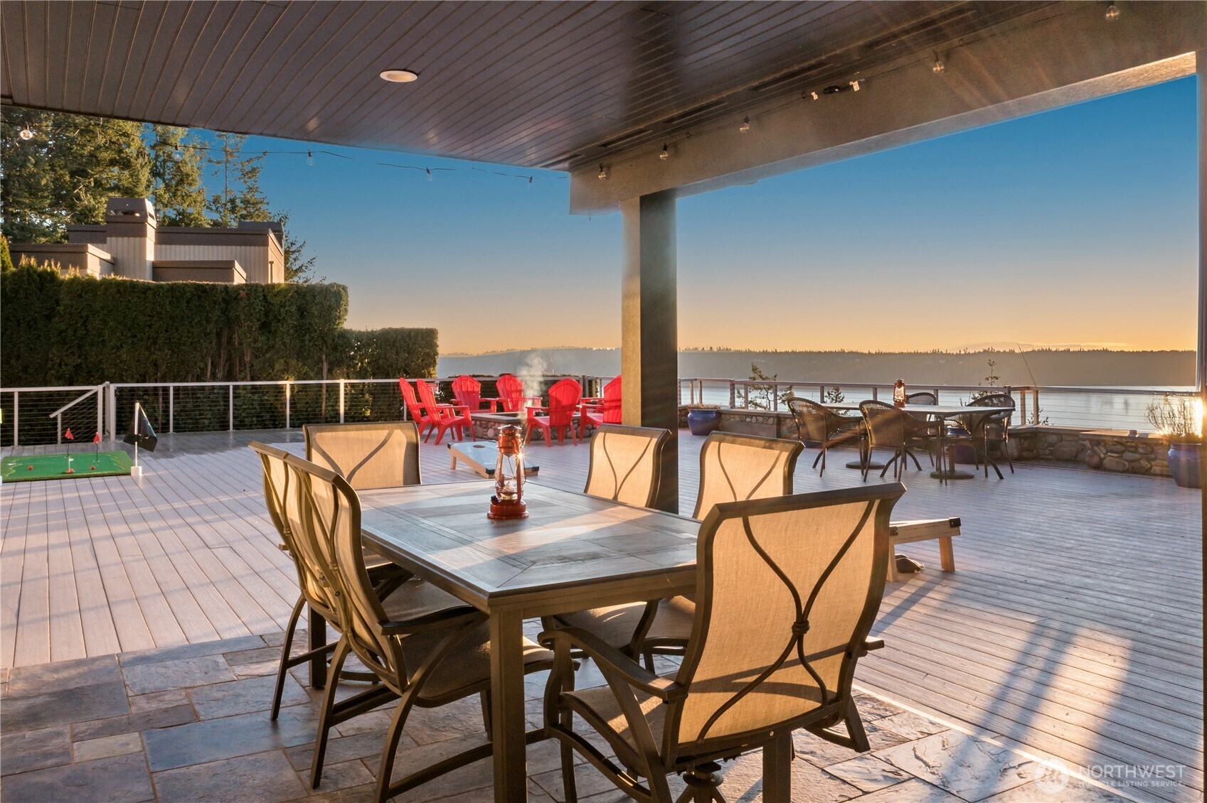 12730 Marine Drive Property Photo 4