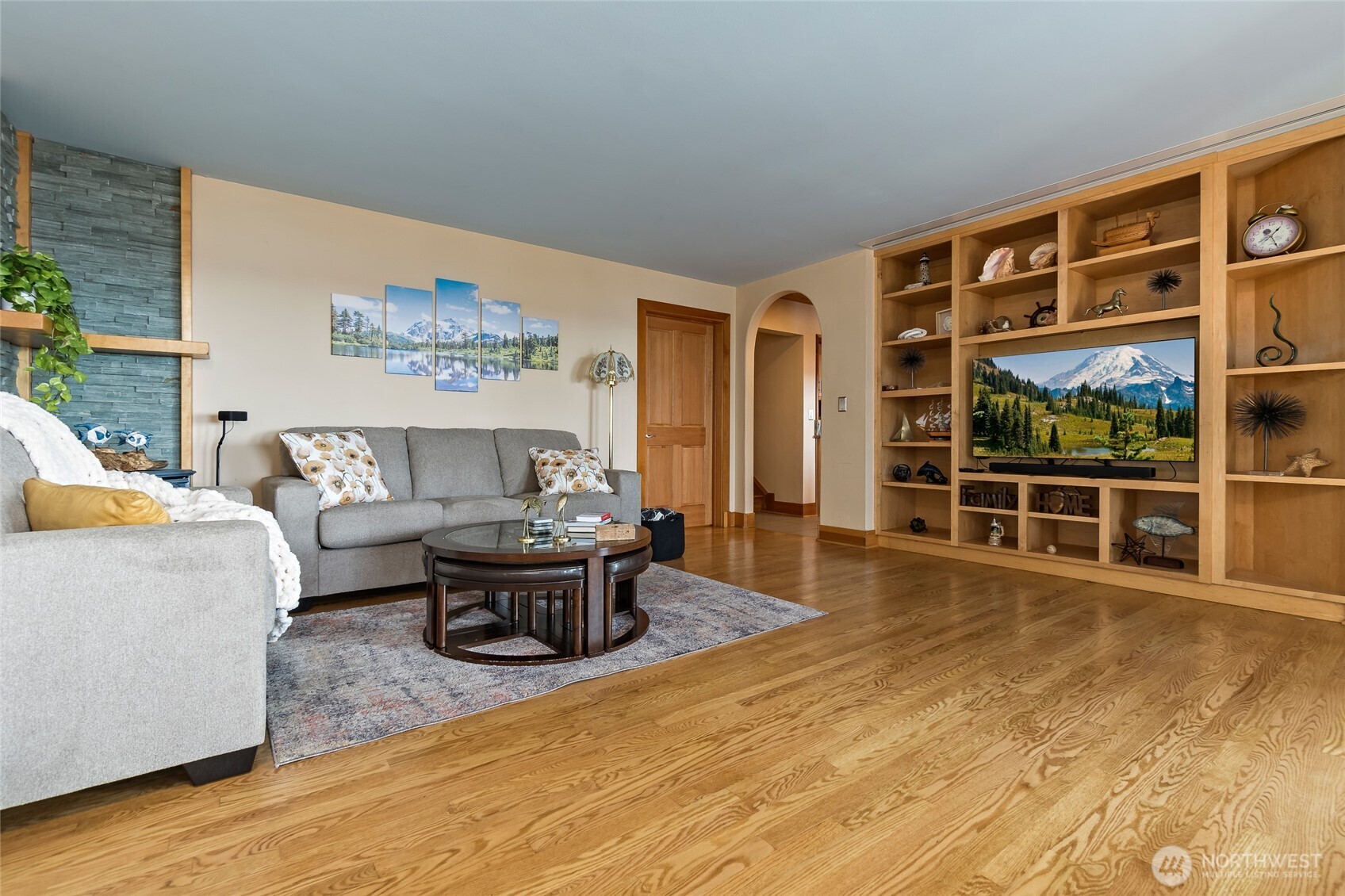 12730 Marine Drive Property Photo 16