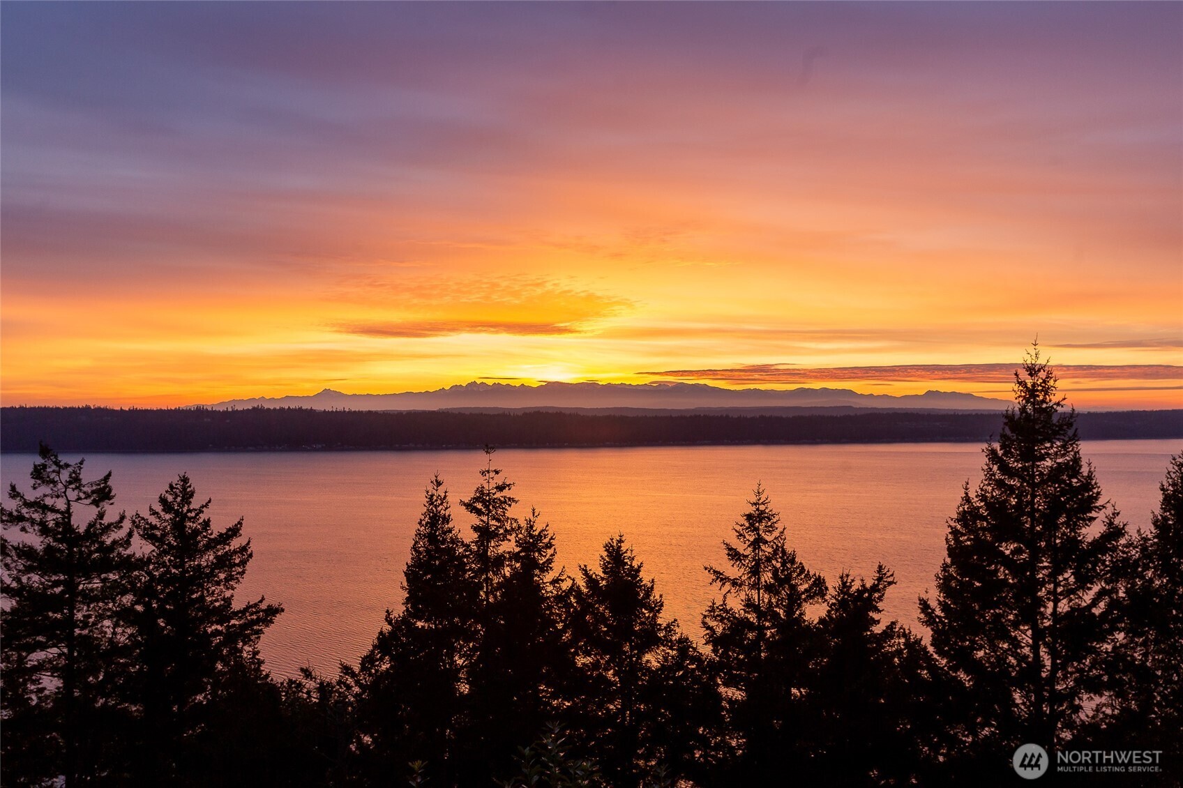 12730 Marine Drive Property Photo 30