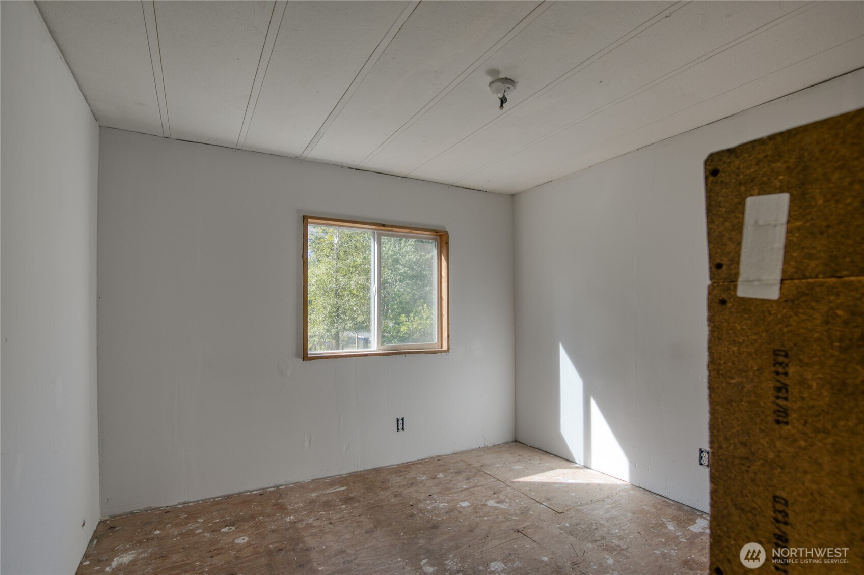 81 W Satsop Drive Property Photo 2