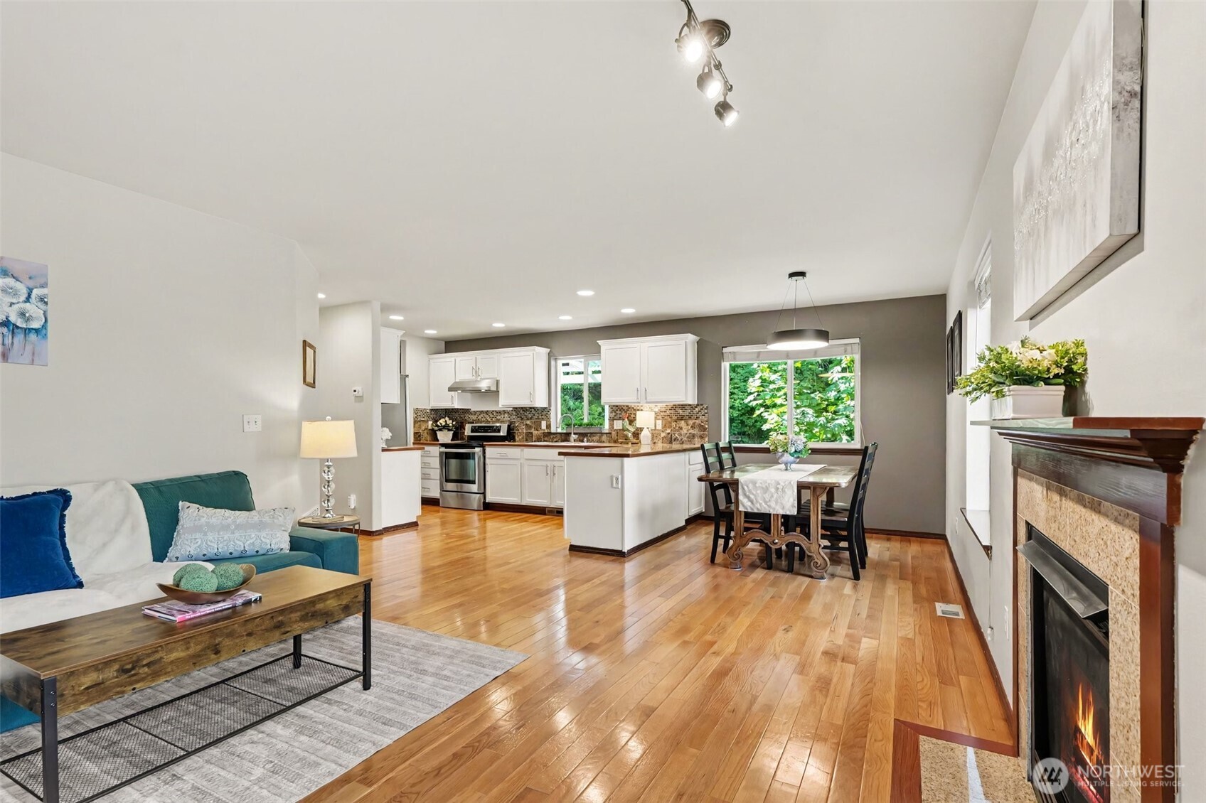 13402 11th Place Property Photo 4