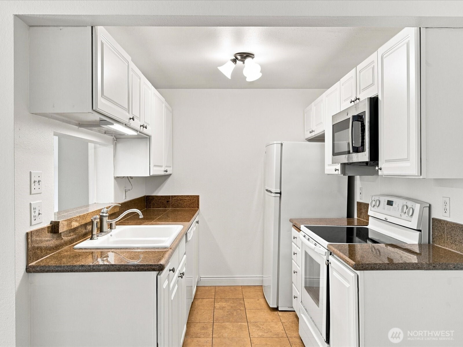 14200 Ne 171st Street C206 Property Photo 11