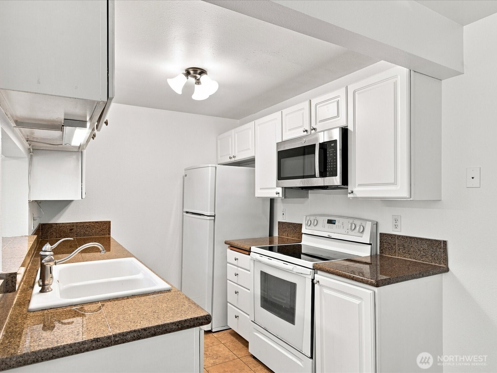 14200 Ne 171st Street C206 Property Photo 12